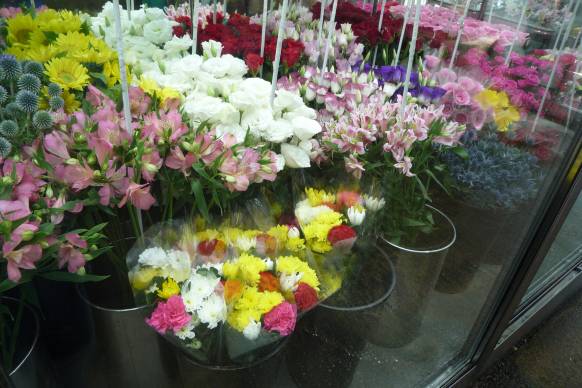 「花福生花店」　（京都府京都市伏見区）の花屋店舗写真4
